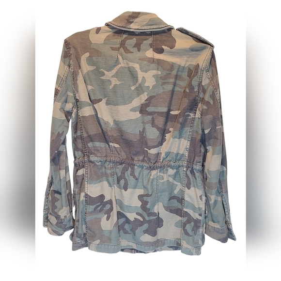 Free People Camouflage Military Style 100% Cotton Jacket size XS - Picture 2 of 2